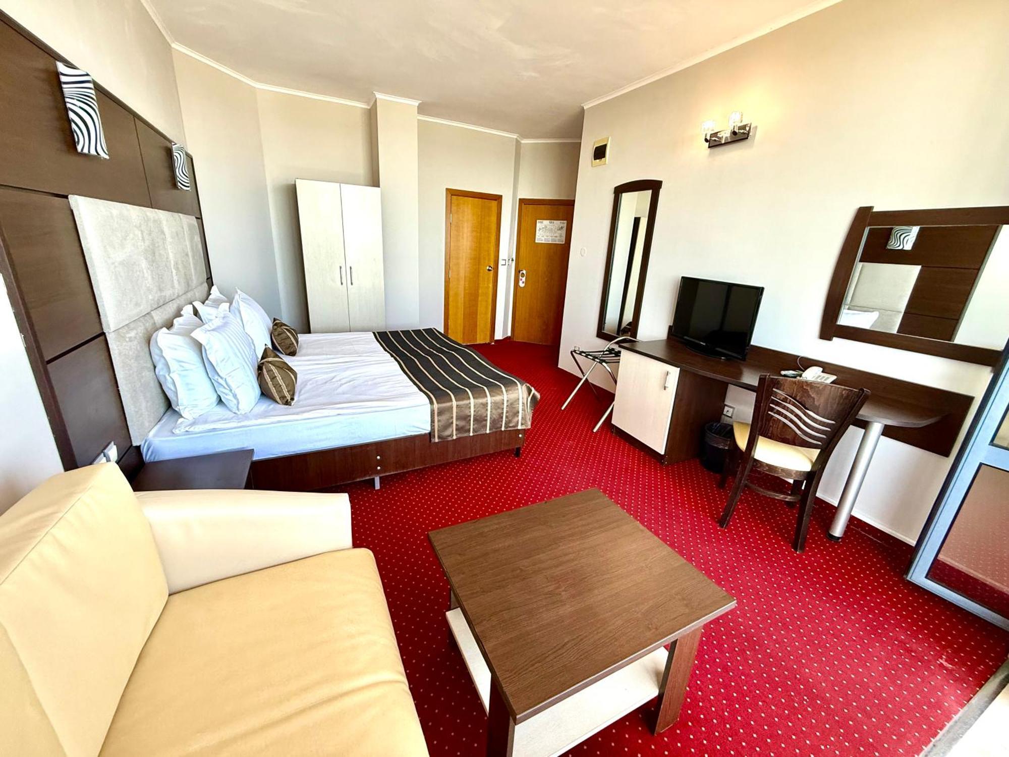 Hotel Rеgina Zlatni pjasătsi Eksteriør bilde