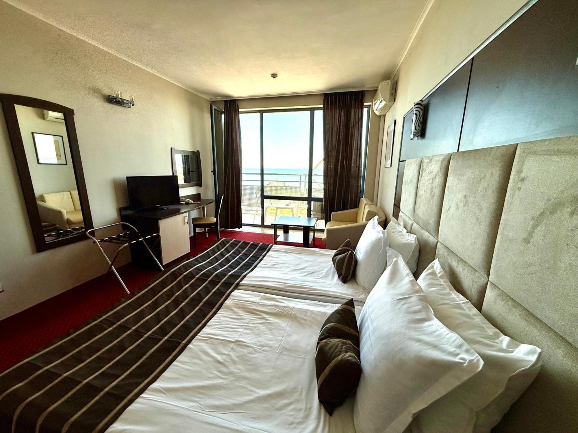 Hotel Rеgina Zlatni pjasătsi Eksteriør bilde