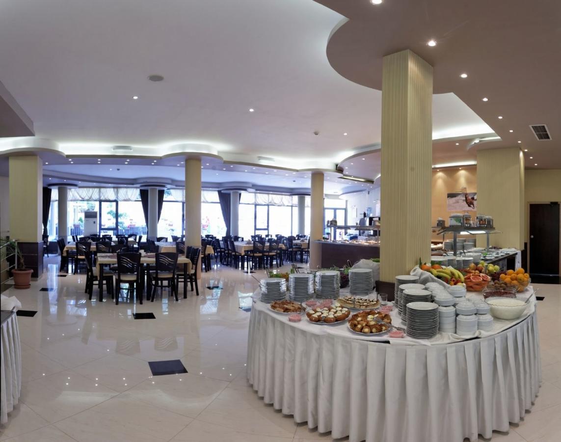 Hotel Rеgina Zlatni pjasătsi Eksteriør bilde
