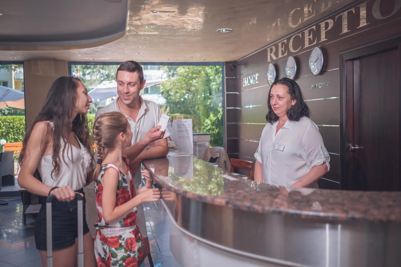Hotel Rеgina Zlatni pjasătsi Eksteriør bilde