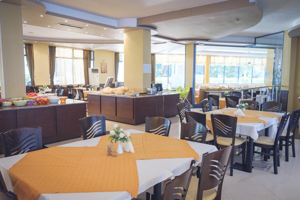 Hotel Rеgina Zlatni pjasătsi Eksteriør bilde