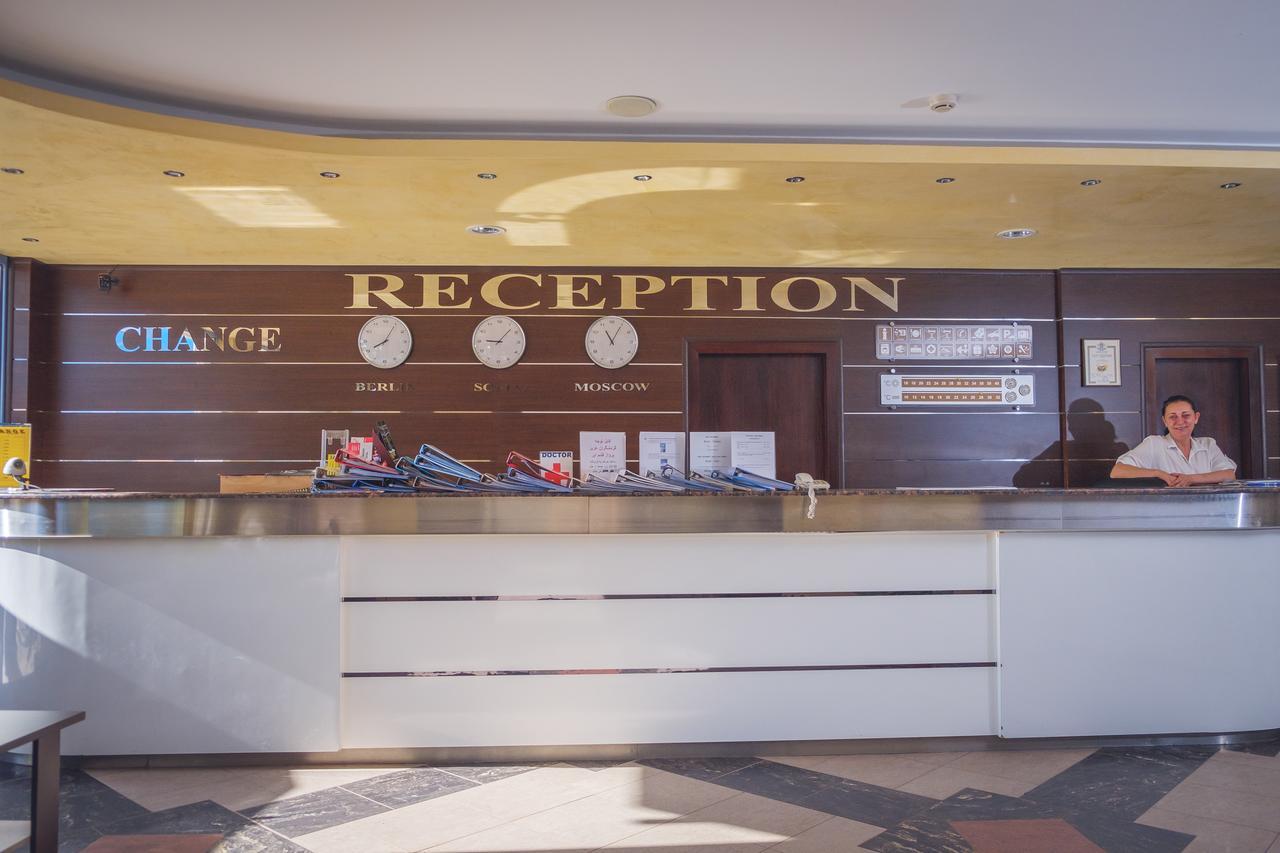 Hotel Rеgina Zlatni pjasătsi Eksteriør bilde
